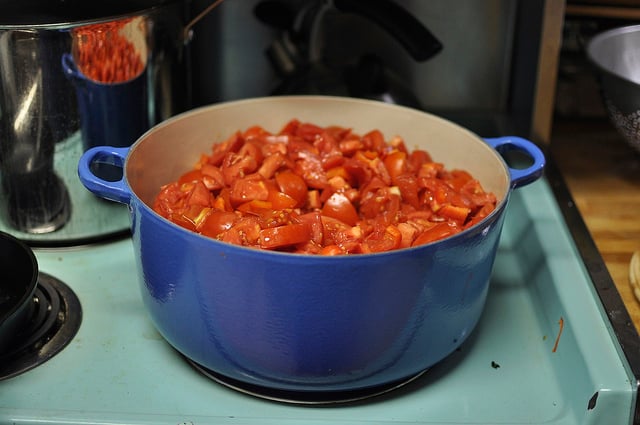 The tomato strainer - a magical tool - Tom Press