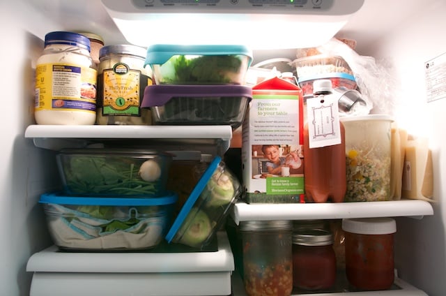 https://foodinjars.com/wp-content/uploads/2014/05/fridge-interior.jpg