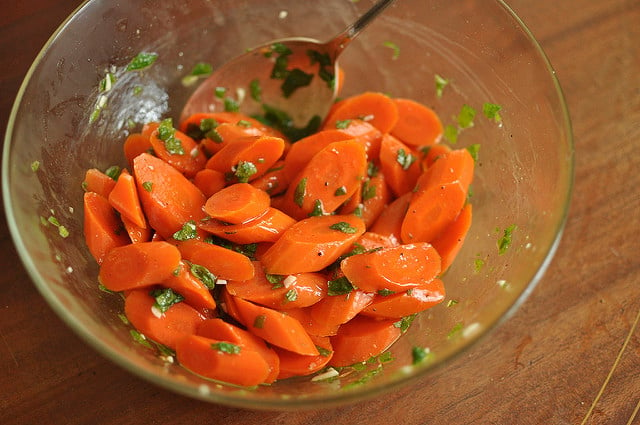 Minnesota Cooking: Using a Salad Shooter to Grate Carrots - Delishably