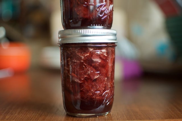 How To Open A Jar of Preserves 