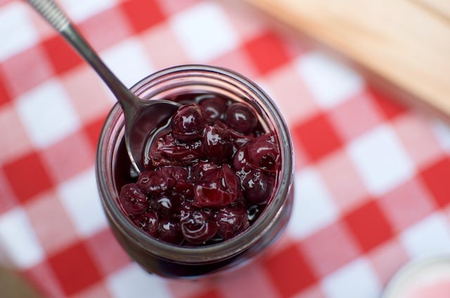 https://foodinjars.com/wp-content/uploads/2015/06/open-spiced-blueberries.jpg