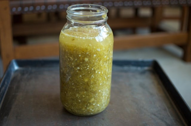 https://foodinjars.com/wp-content/uploads/2015/09/fermented-hot-sauce-mash.jpg