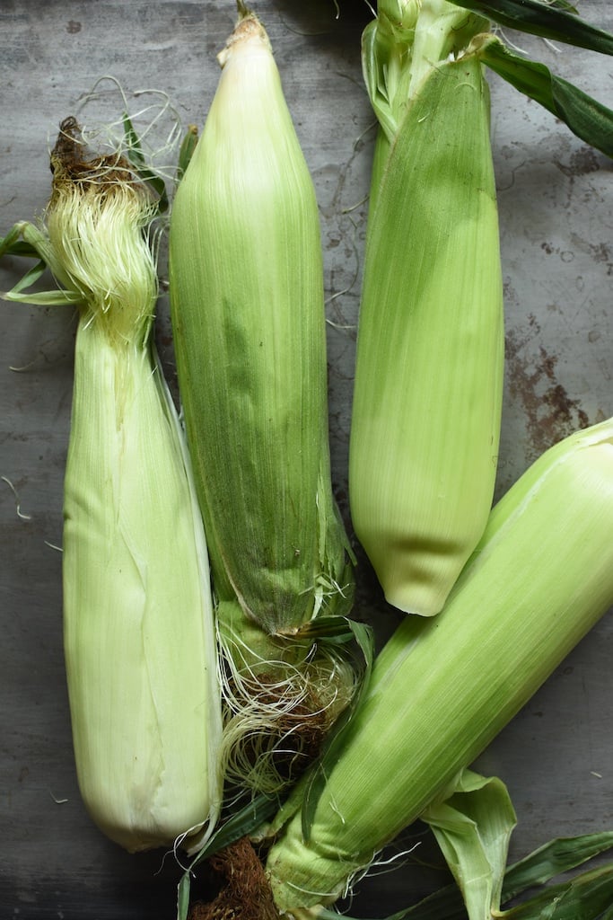 https://foodinjars.com/wp-content/uploads/2019/05/four-cobs-of-corn.jpg