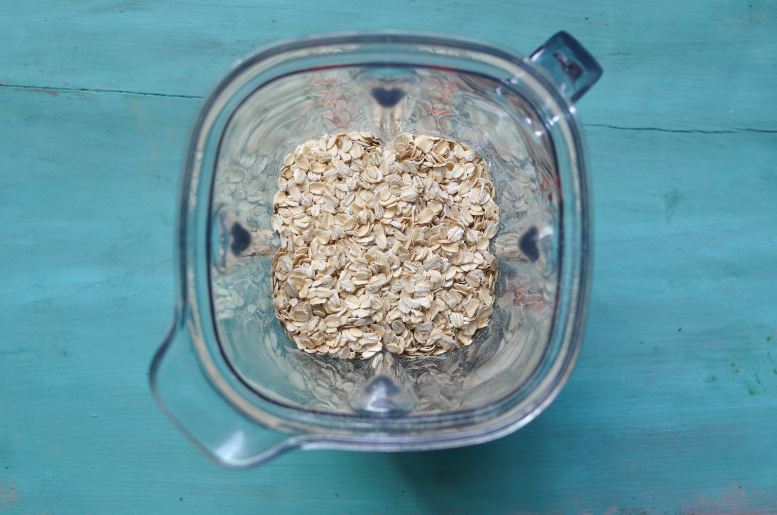 https://foodinjars.com/wp-content/uploads/2021/05/oats-in-blender.jpg